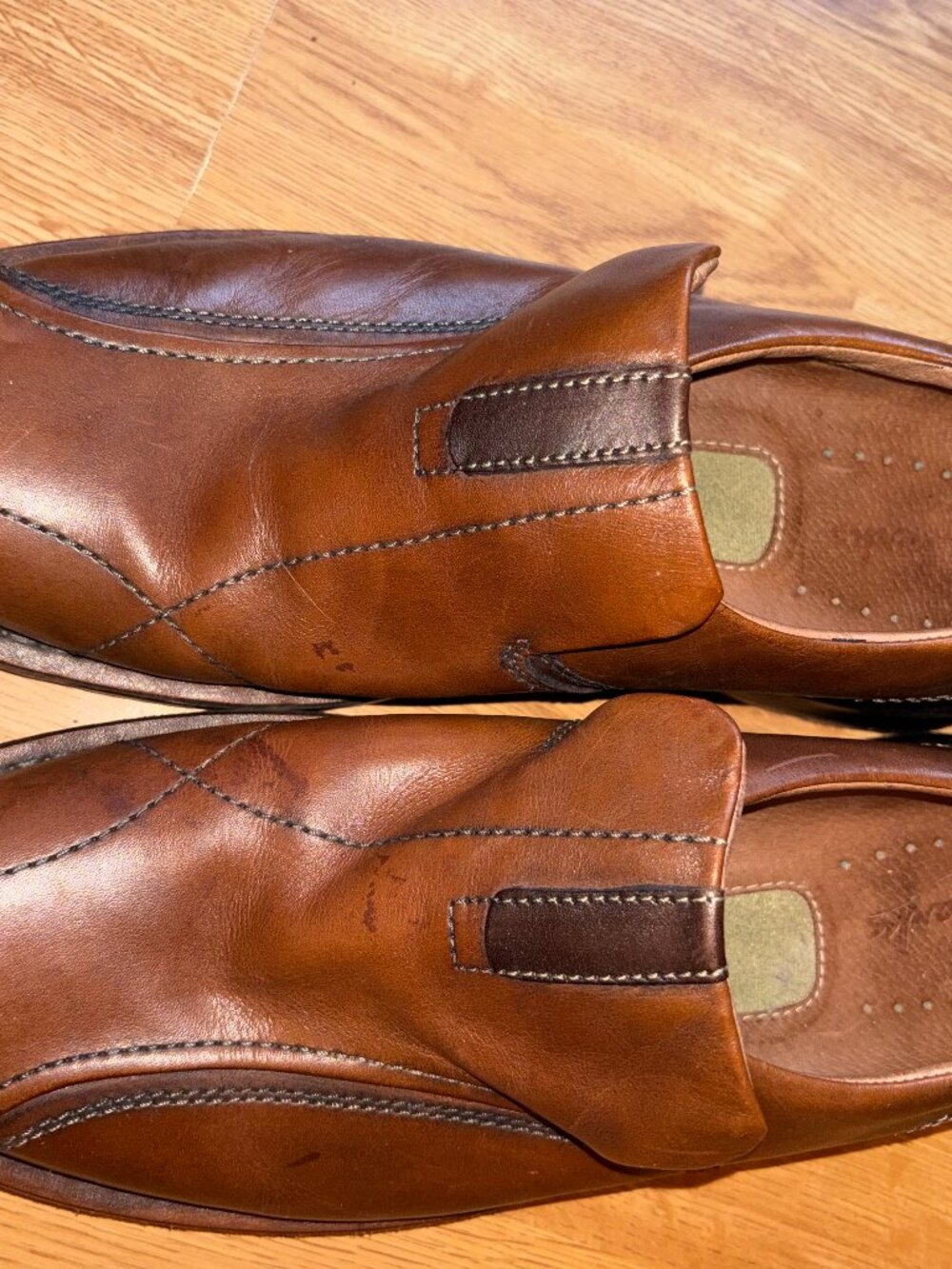 Clark's 9.5W Men's brown leather Slip on Shoes